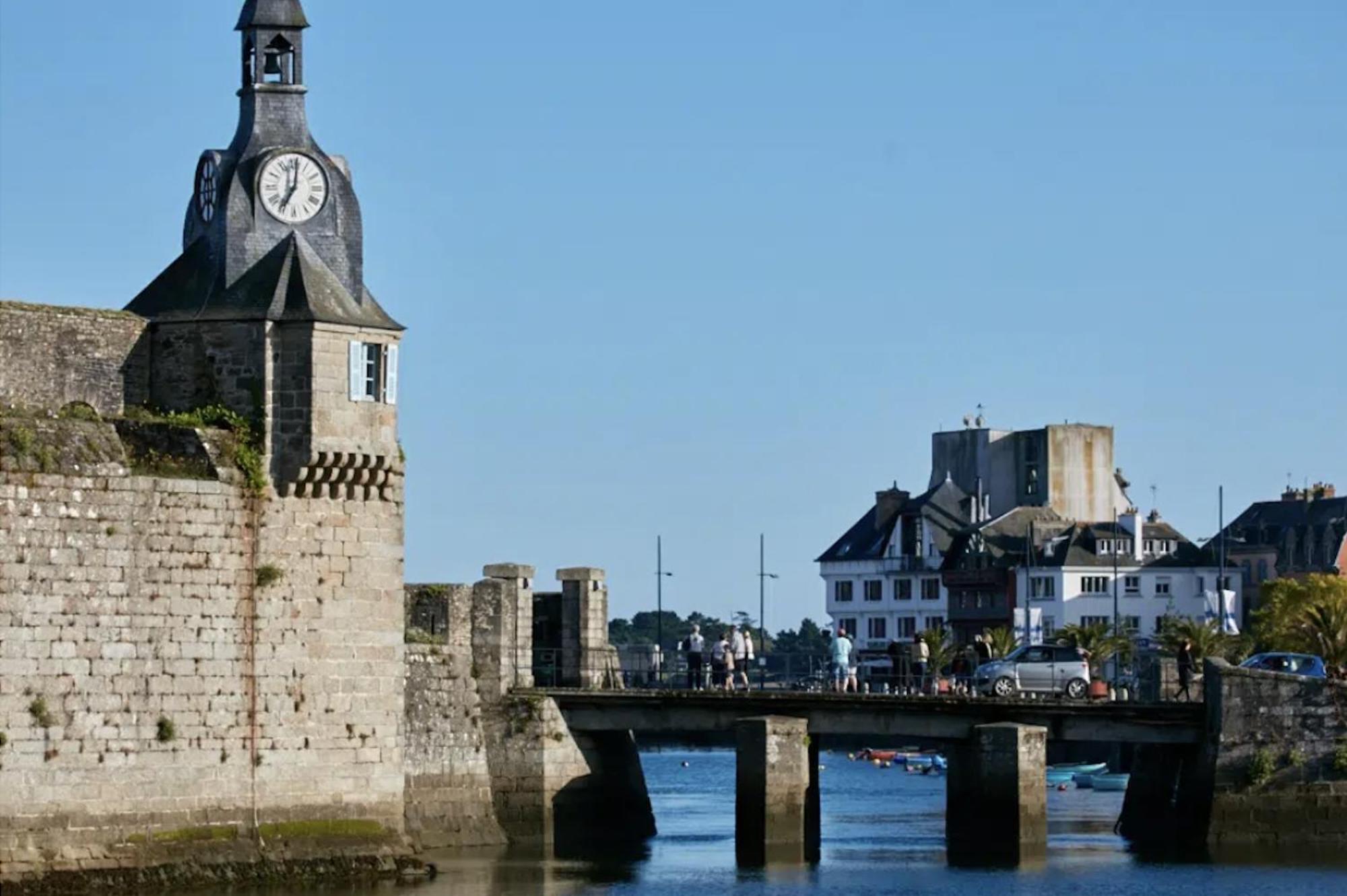 L'Hermine Terrasse Et Parking, 500 Plage Concarneau Exterior foto